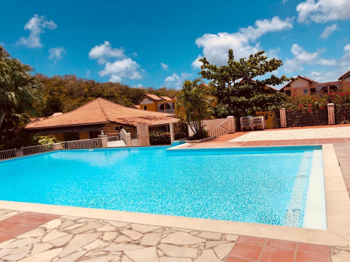 Superbe Studio De Standing A 800M De La Mer Des Caraibes Le Hameau De Beauregard Sainte Anne Exterior foto